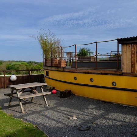 Swallowfield Glamping-Unsinkable Yeovil Exterior foto